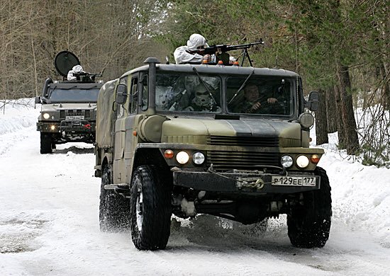 2500 Russian paratroopers start 5 day exe on Estonian  and  Latvian @NATO borders 