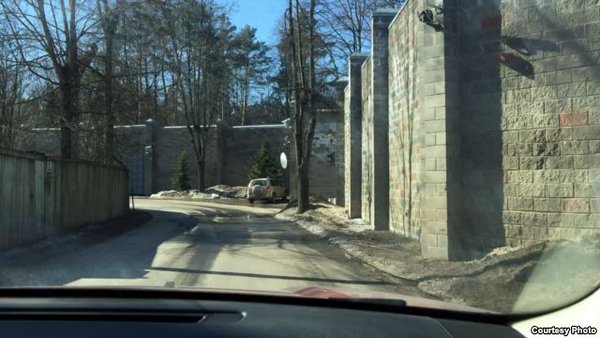 Scenery outside the Russian president's residence in suburban Moscow 