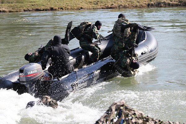 The Russian defense Minister checked the preparation of Marines of the Baltic fleet