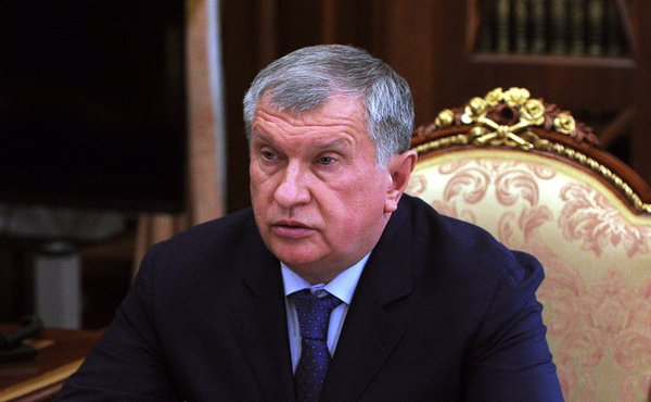 Sechin to Putin: Last year to stabilise the country's foreign currency market Rosneft sold about $45 billion. 