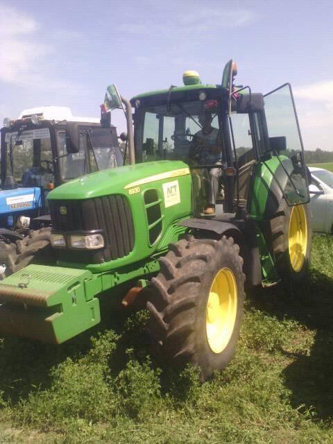 Tractor drivers are ready to go to Moscow