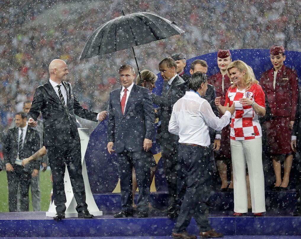 Putin and Umbrella 