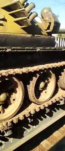 Yet another trainload of T-62Ms in Kamensk-Shakhtinsky, Rostov Oblast. 19th of September. Note pale green color.  Geolocated at 48.328927, 40.258952 (same location as with previous white barrel stripes T-62M train on 15th)   