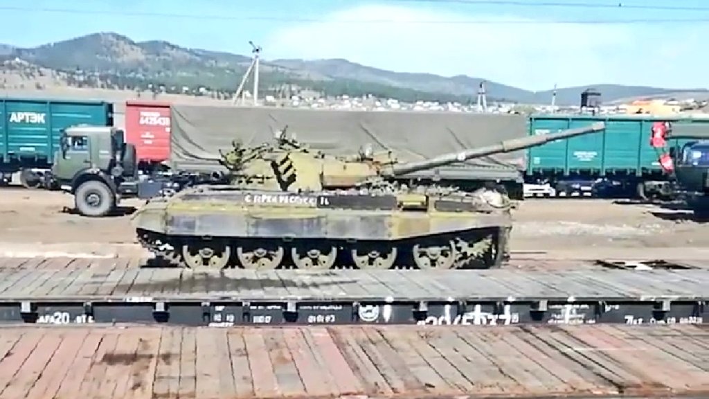 Russia has dug out another trainload of T-62M and T-62MV tanks from their depots. This time near Ulan-Ude.