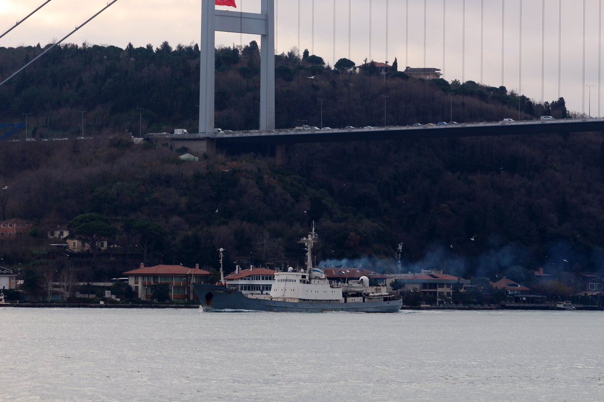 Returns from Mediterranean deployment after 221 days: Russian Navy Project 861M Black Sea Fleet 519th Independent Intelligence Ship Division's Moma-class AGI intelligence ship Kildin transited Bosphorus towards the Black Sea