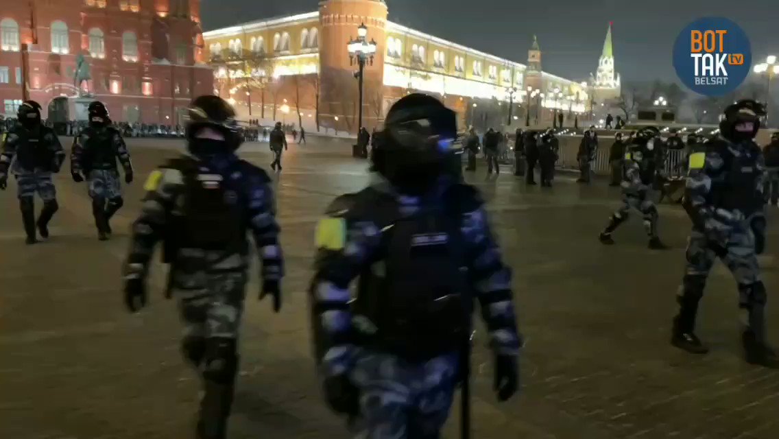 Navalny's supporters and journalists are pushed out of Revolution Square in Moscow