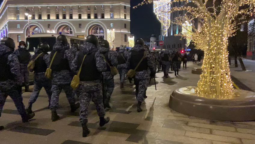 Security forces at Lubyanka 