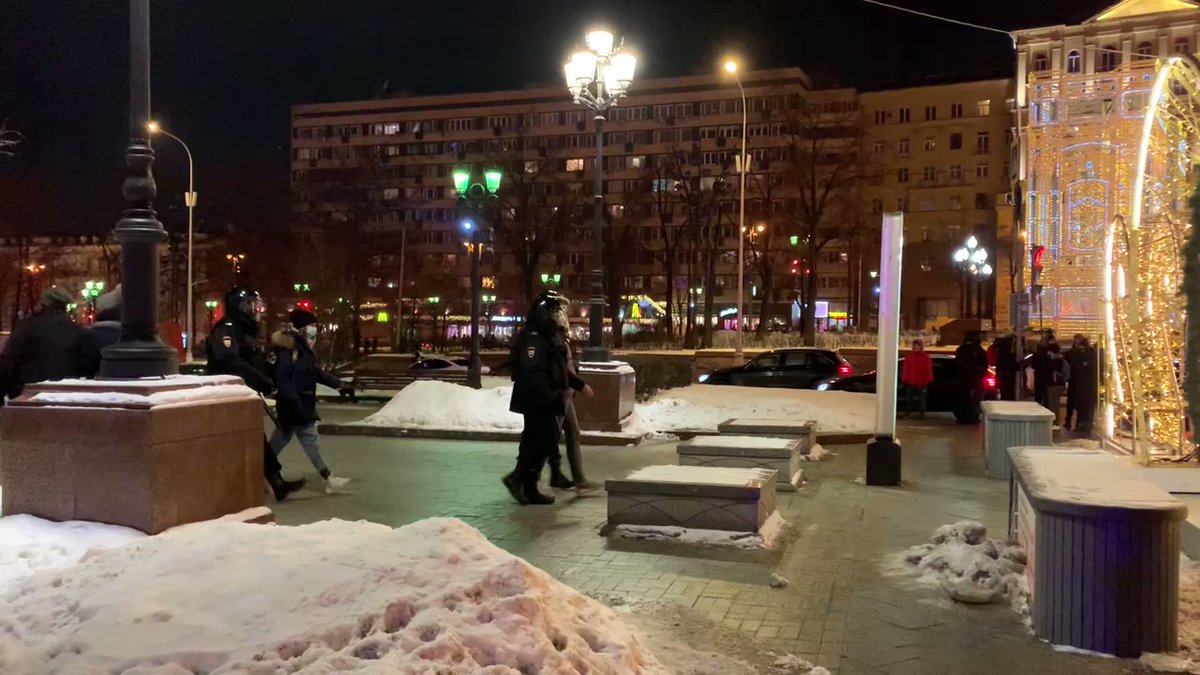 Detentions at Pushkinskaya Square in Moscow
