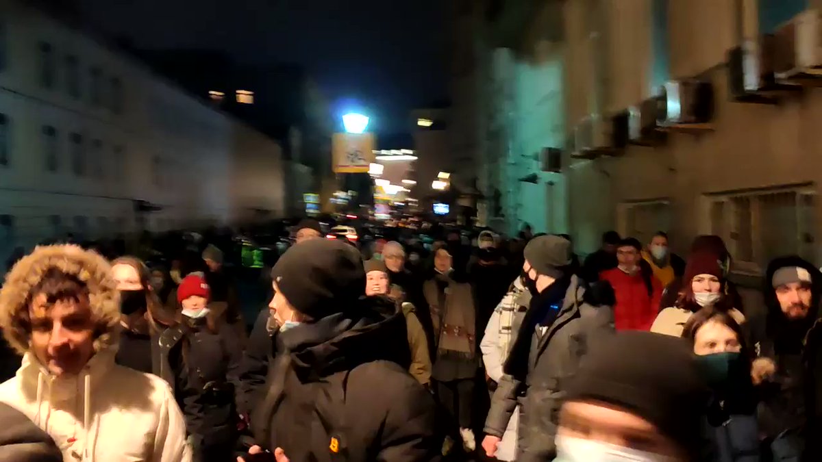 A large column of protesters is walking along Petrovka in Central Moscow. Video: Rain