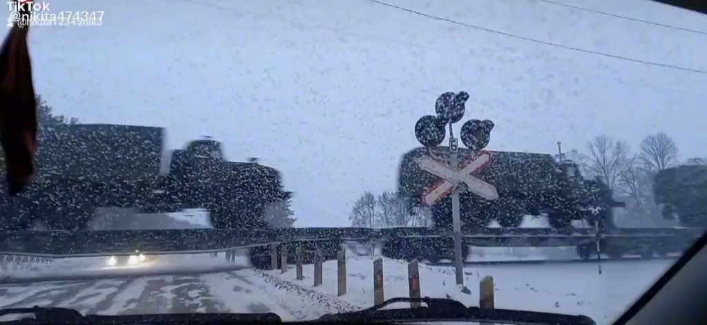 Military echelon filmed in Pochep, Bryansk region