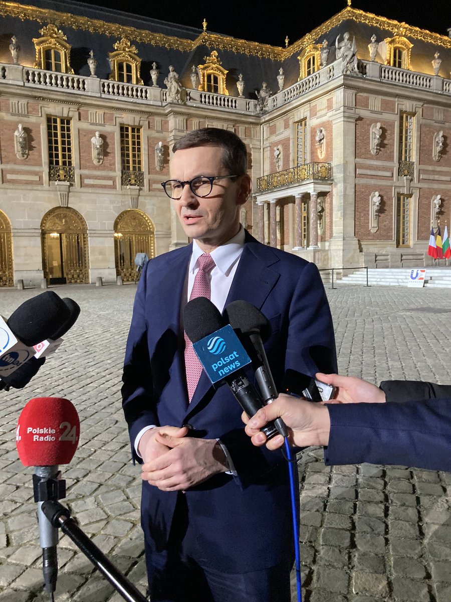 Premier RP @MorawieckiM na nieformalnym szczycie UE w Wersalu: to nie jest typowa wojna, to masakra, część elity UE mówi, że sprawa jest rozwiązana