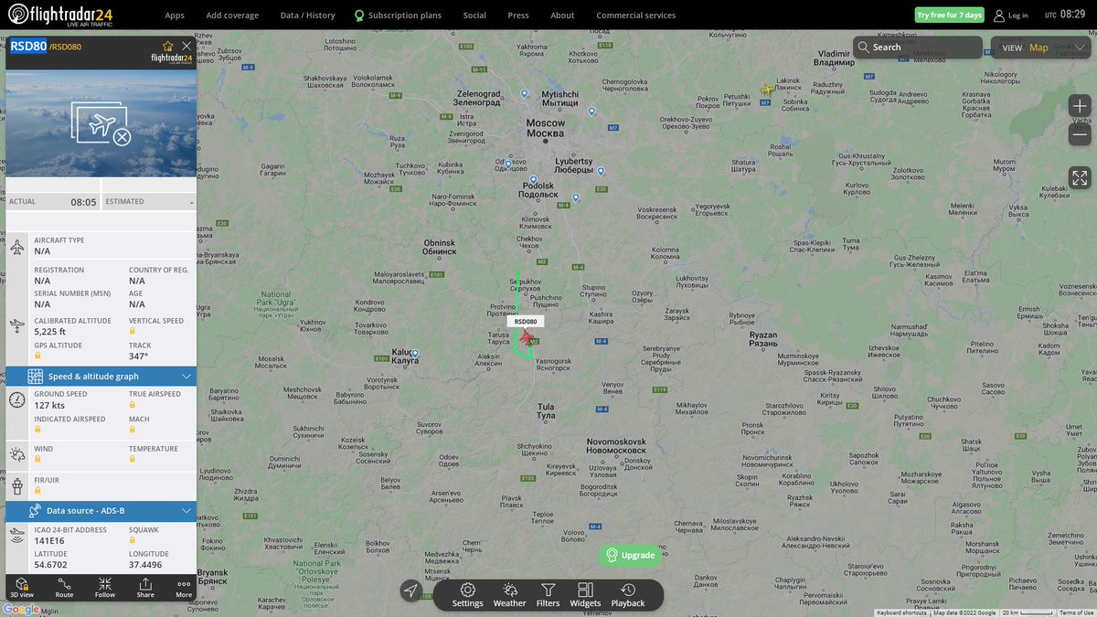 Кілька російських літаків рухаються на схід від Москви: -RuAF Туполєв Ту-204-300 RSD3 -RuAF Sukhoi Superjet 100-95B RSD71 -RuAF A319-115CJ RSD72 -RuAF An-148-100E RSD73 -RuAF Ilyushin Il-96-300PU Туполєв Ту-214ПУ RSD78 -RuAF Туполєв Ту-214SR RSD79 -RuAF SuperJet 100-95B RSD80 -RuAF Туполєв Ту-154M RFF7576 -RuAF Туполєв Ту-154M RFF9947