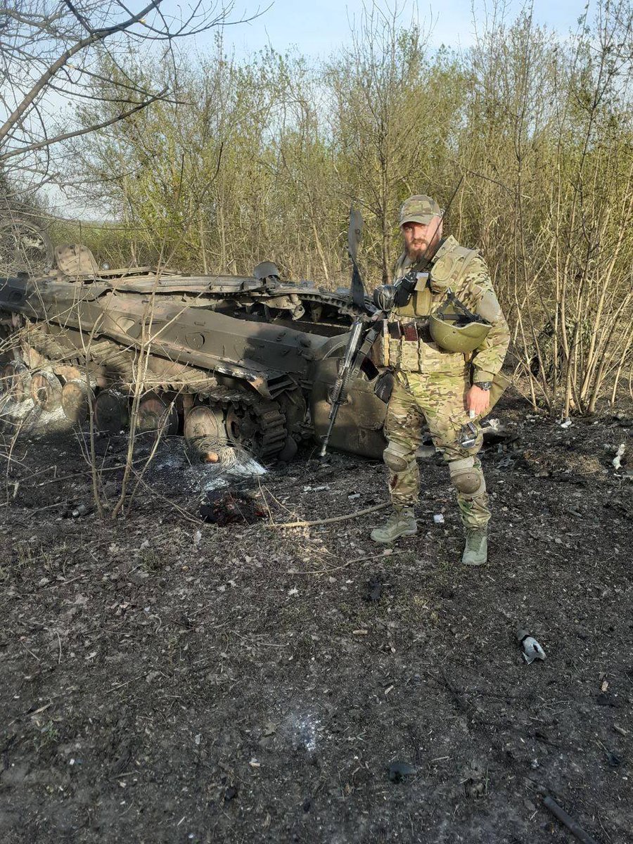 Hulyaipole, región Záporoží. Počas včerajšieho ukrajinského protiútoku sa ruský BMP-2 zmenil na šrot.