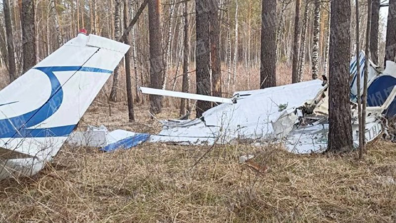 Ein Priester der orthodoxen Kirche in Moskau wurde bei einem Flugzeugabsturz der Cessna 182 in der Region Kranoyarsk getötet, der Pilot überlebte