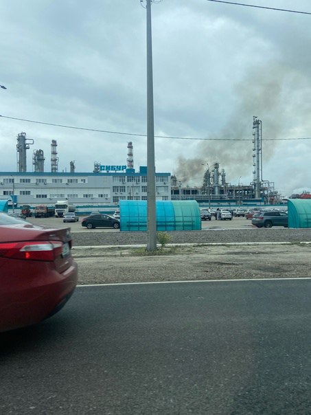 Eksplozja i pożar wybuchły w przedsiębiorstwie petrochemicznym w Dzierżyńsku w obwodzie niżnonowogrodzkim