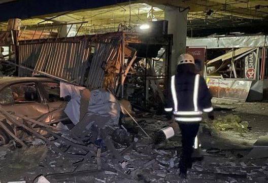 Siete personas resultaron heridas en ataques con misiles rusos en la ciudad de Dnipró, uno de los misiles fue derribado