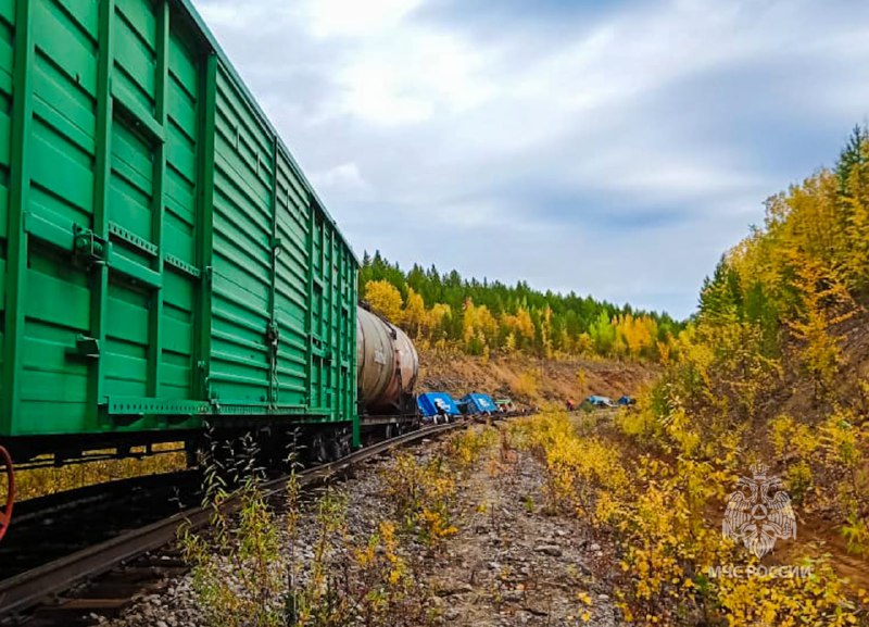 Un tren va descarrilar prop del poble de Neryungri a la regió de Yakutiya a Rússia