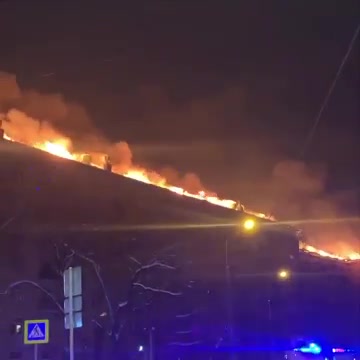 Буйны пажар у жылым доме ў Маскве