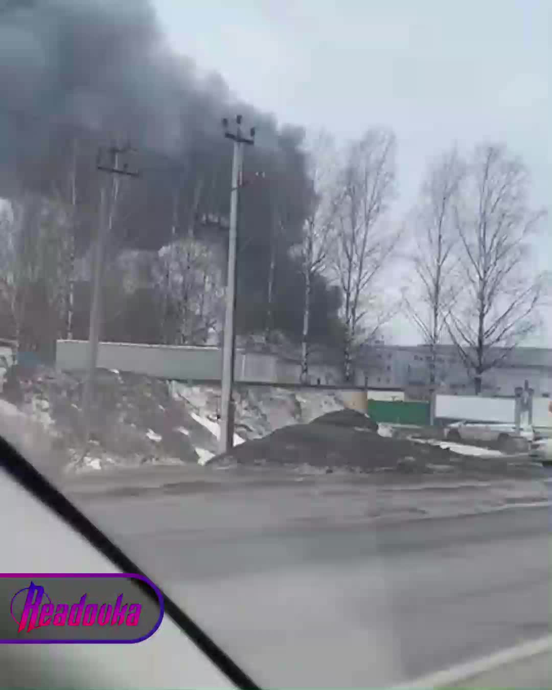 Вялікі пажар каля аэрапорта Пулкава