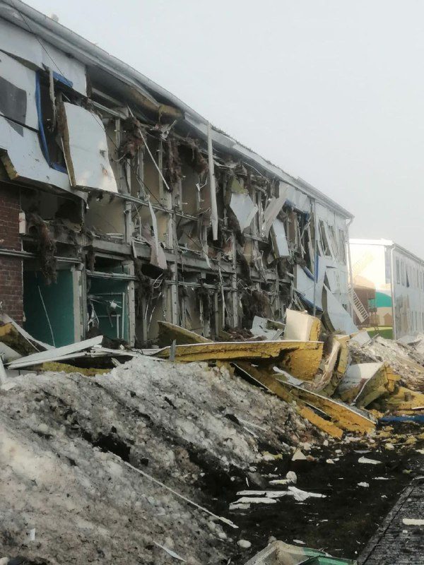 در حملات پهپادی به منطقه ویژه اقتصادی آلابوگا در تاتارستان، جایی که کارخانه هواپیماهای بدون سرنشین شاهد در آن واقع است، حداقل 5 زخمی شدند.