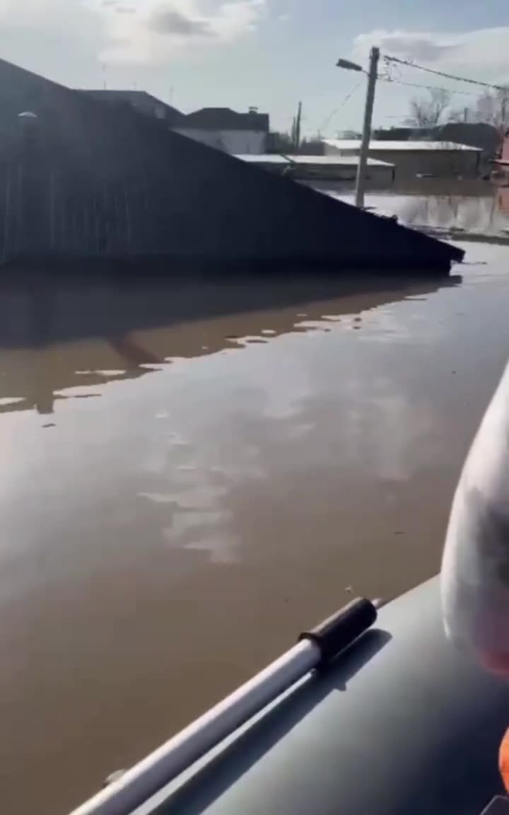 Drie mensen kwamen om bij een overstroming in Orsk