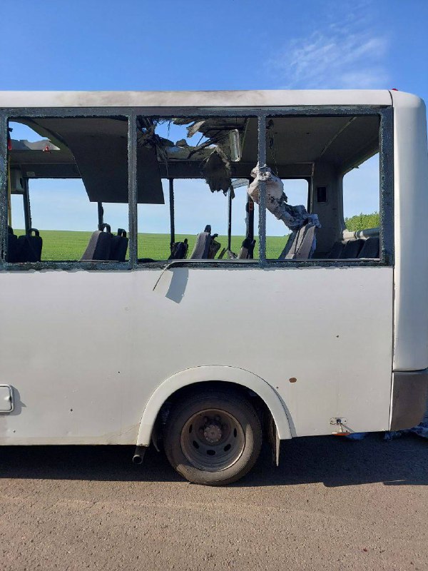 6 persones mortes i 35 ferides com a conseqüència de l'atac de drons contra 2 furgonetes a la regió de Belgorod a Rússia