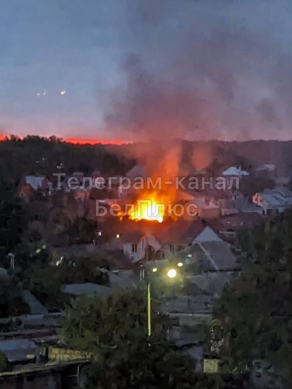 Brand i Dubovoye nära Belgorod efter rapporterad beskjutning
