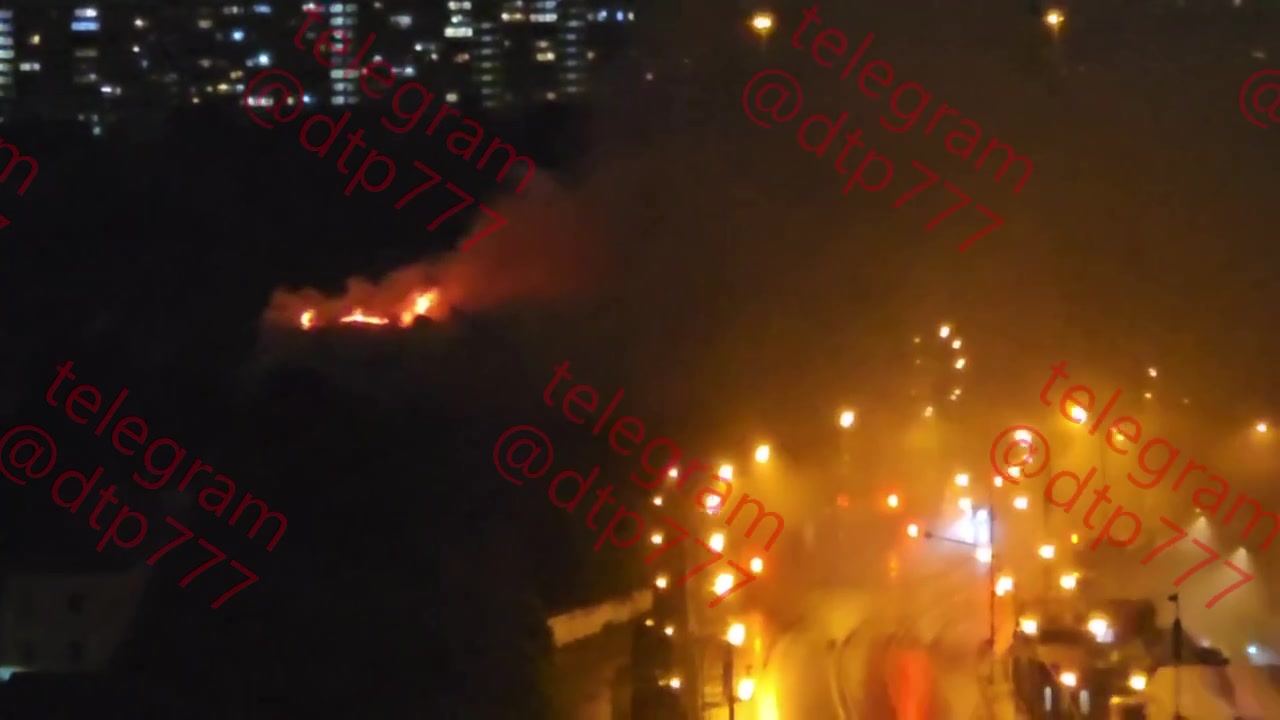 È stato segnalato un incendio presso l'ufficio di progettazione Sukhoi a Mosca