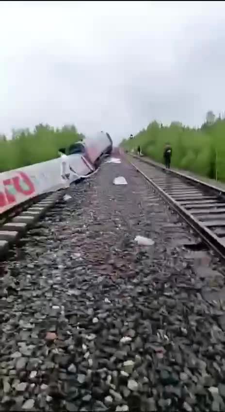 Vorkuya-Novorossiysk train derailed near Inta town of Komi republic, multiple passengers wounded