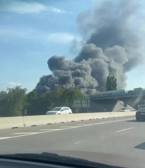 Grande incendio segnalato a Krasnodar