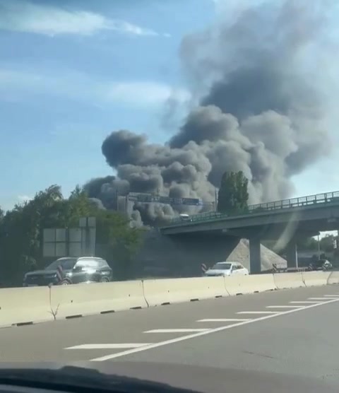 Un grand incendie signalé à Krasnodar