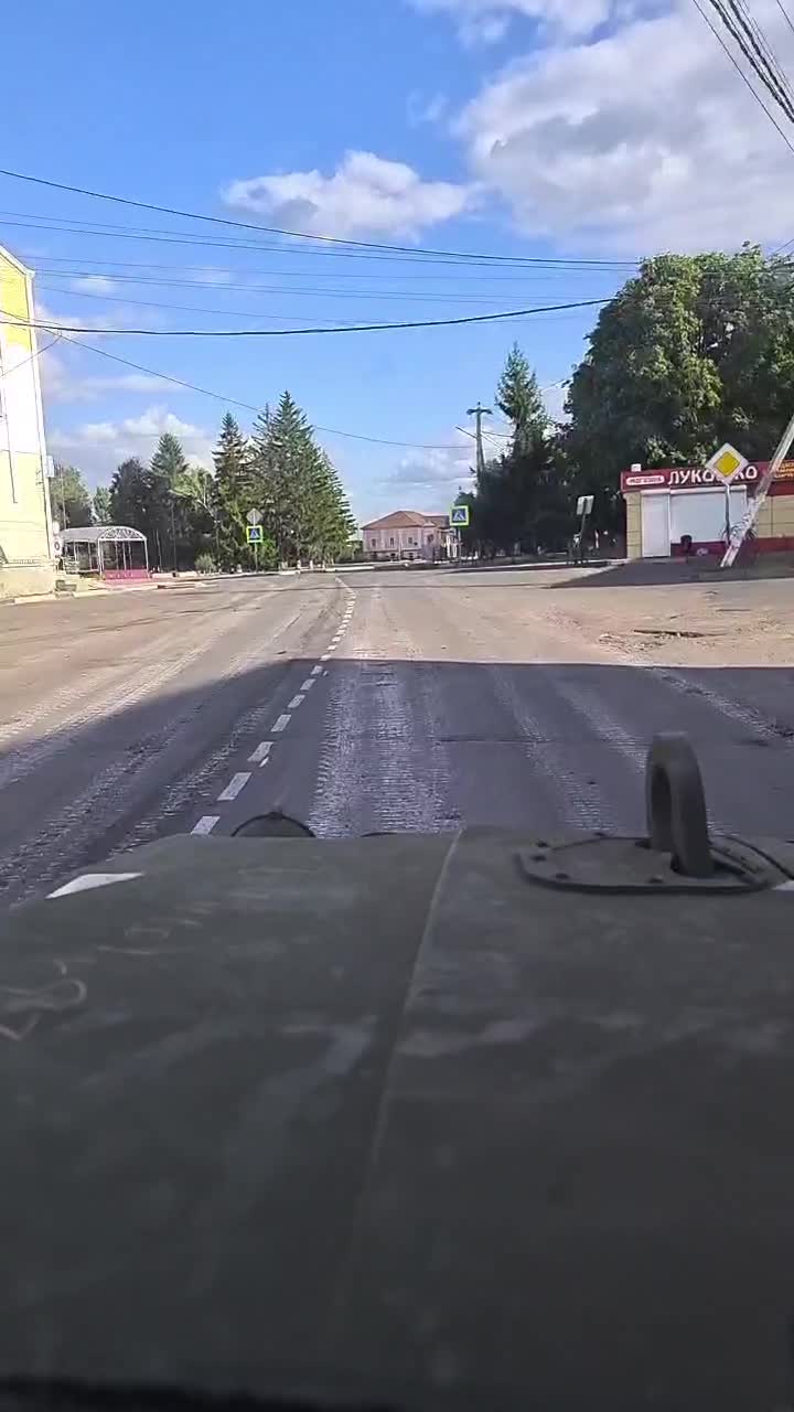 Se publicó un video con militares ucranianos en la parte central de la ciudad de Sudzha