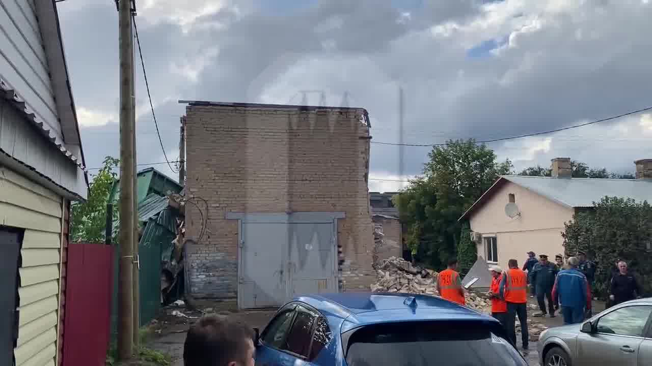 Li herêma Orenburgê trêna barhilgir ji rê derket