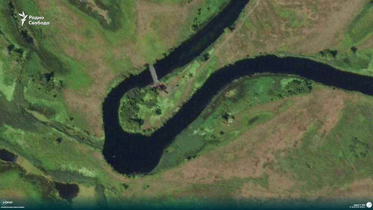 Un altro ponte galleggiante sul fiume Seym, costruito dai russi a est di Zavannoe (51.376050, 34.612800). Immagine satellitare di @planet scattata il 17 agosto