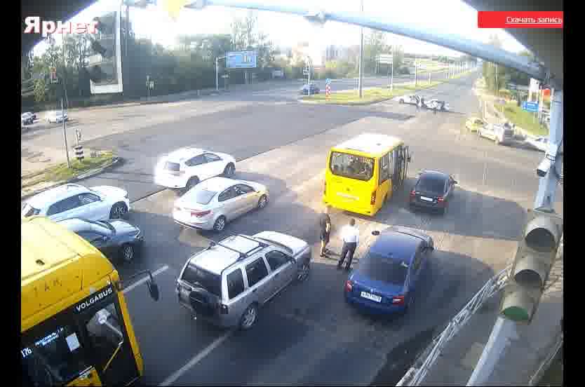 Nach einem Drohnenangriff wurde der Verkehr im südlichen Teil von Jaroslawl zum Erliegen gebracht