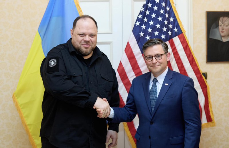 El president del Parlament d'Ucraïna, Ruslan Stefanchuk, es va reunir amb el president de la Cambra de Representants dels Estats Units, Mike Johnson, i va discutir l'aixecament de les restriccions a les vagues d'Ucraïna a les profunditats del territori rus.