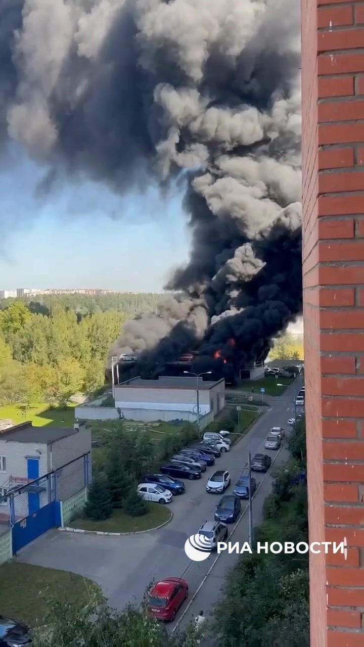 Odintsovo'daki bir otoparkta çıkan yangında iki ölü ve üç kişi yaralandı; yangın söndürüldü