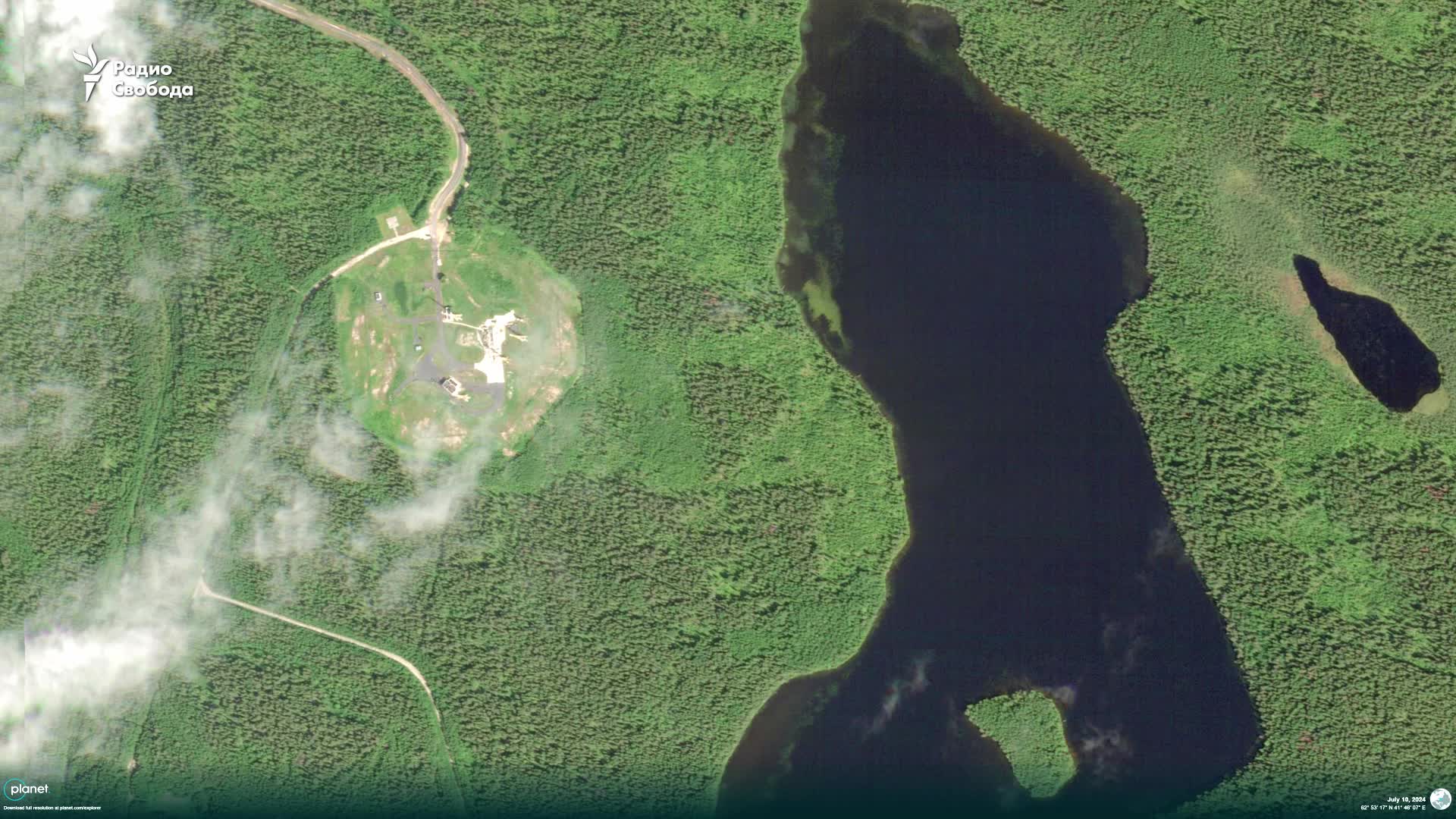 Radio Free Europe/Radio Liberty published satellite images of the launch pad of RS-28 Sarmat ICBM, after suspected failed launch yesterday