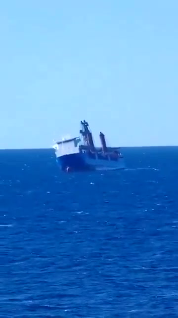 The Russian cargo ship „Ursa Major“ sank in the Mediterranean Sea after an explosion on the board