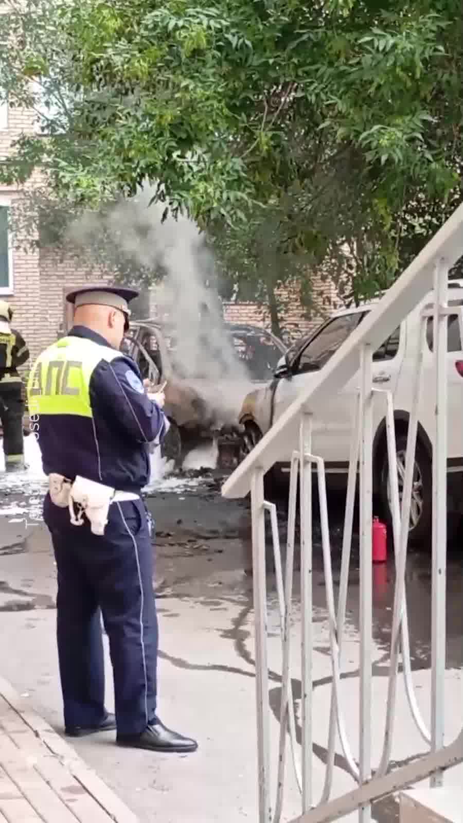A vehicle exploded and caught fire in Central part of Moscow 