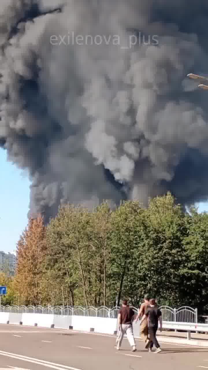 Big fire with explosions reported in Balashikha of Moscow region