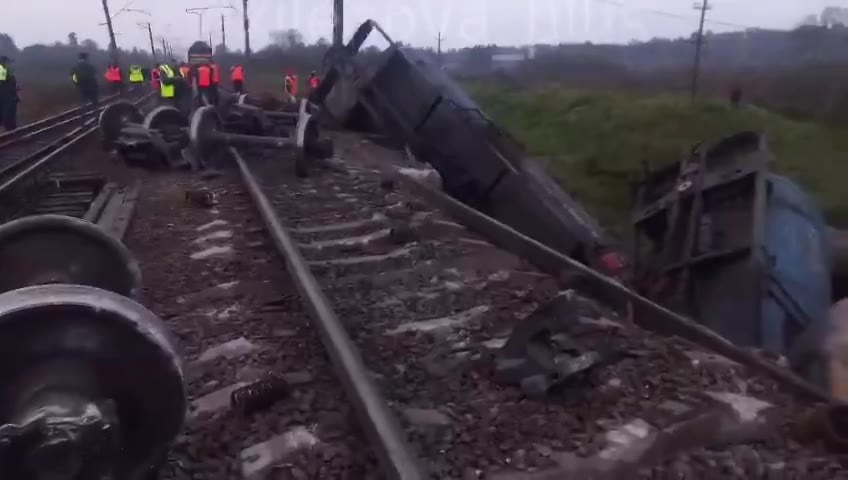 A freight train with 15 fuel tank cars derailed in the Luga district of St. Petersburg