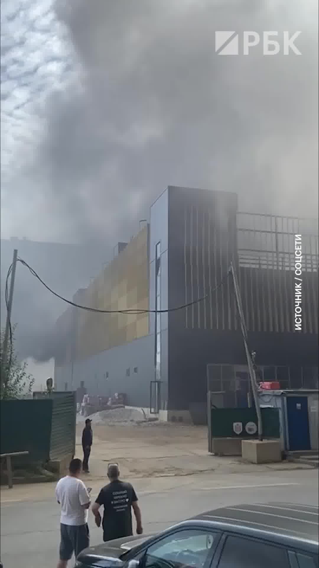 A large fire has been spotted in Putilkovo, Moscow Region.