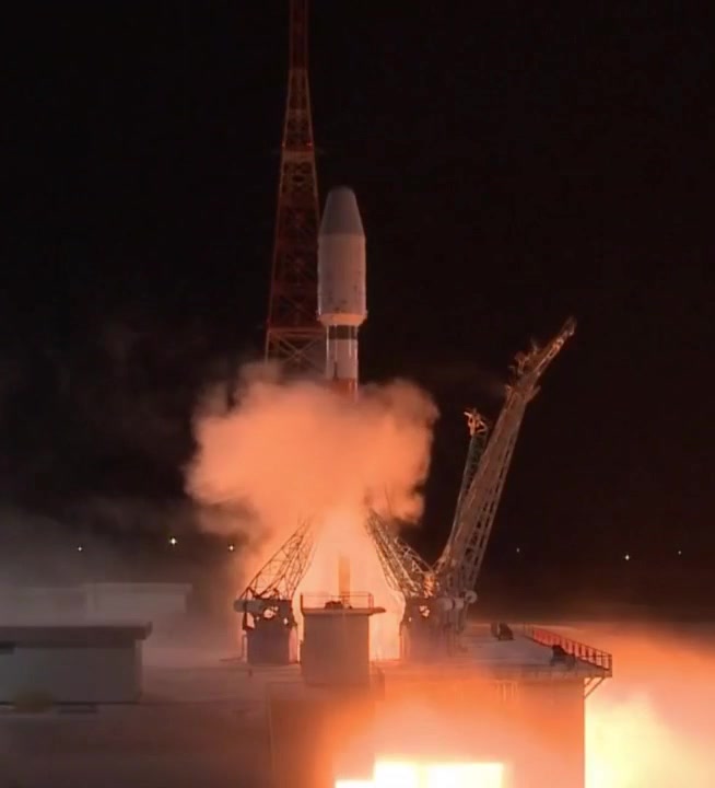 Video of the launch of Soyuz-2.1b rocket with 52 satellites from the Vostochny Cosmodrome.