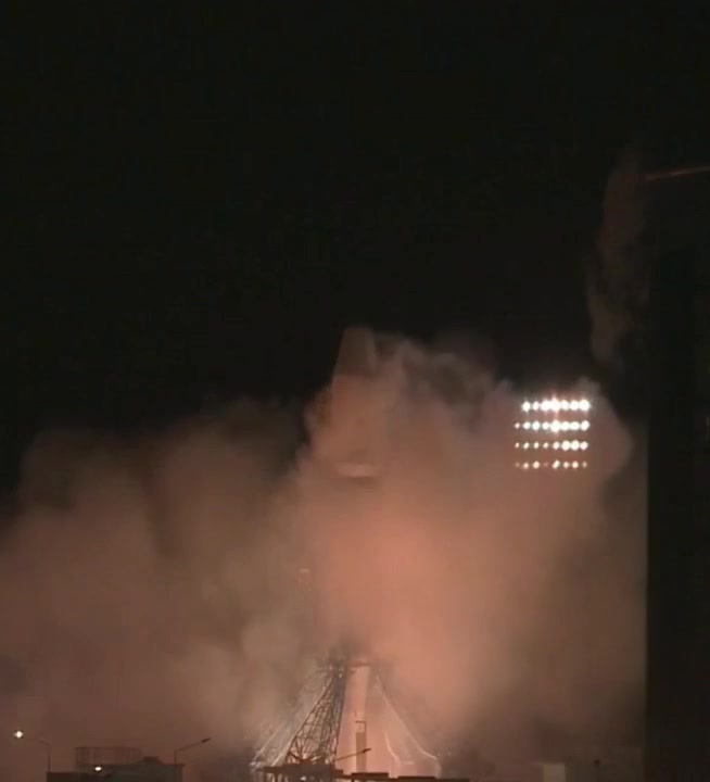 Video of the launch of Soyuz-2.1b rocket with 52 satellites from the Vostochny Cosmodrome.