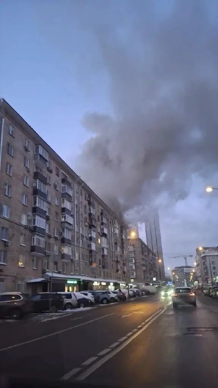 8 people wounded as result of the big fire at Presnensky Val street in Moscow