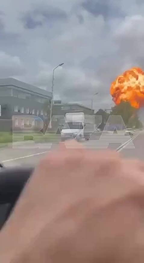 Tres persones han resultat ferides en una explosió a una gasolinera de Piatigorsk.