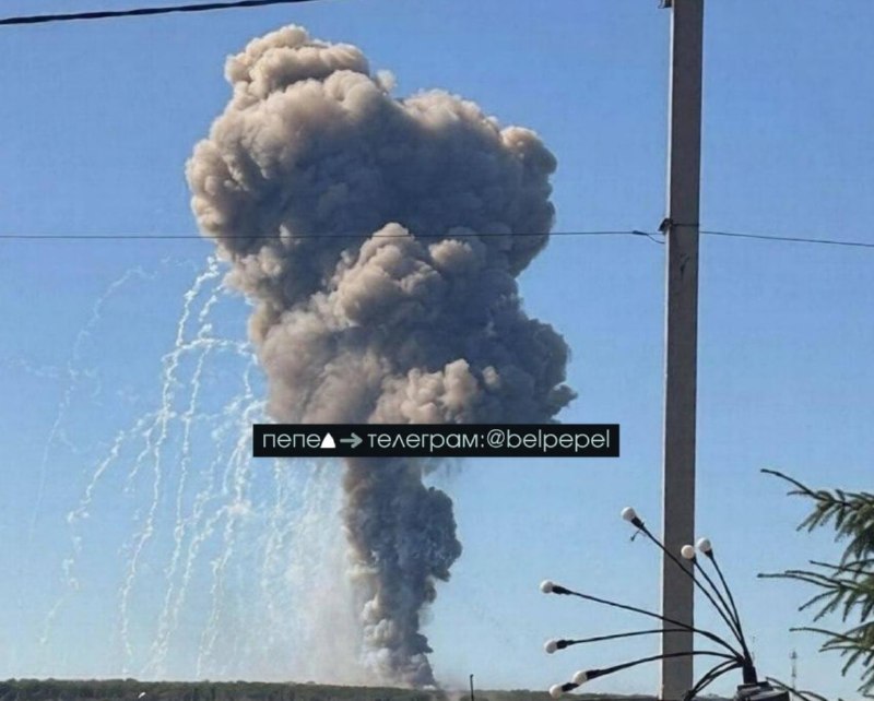 Сообщается о вторичных взрывах после взрыва под Белгородом.