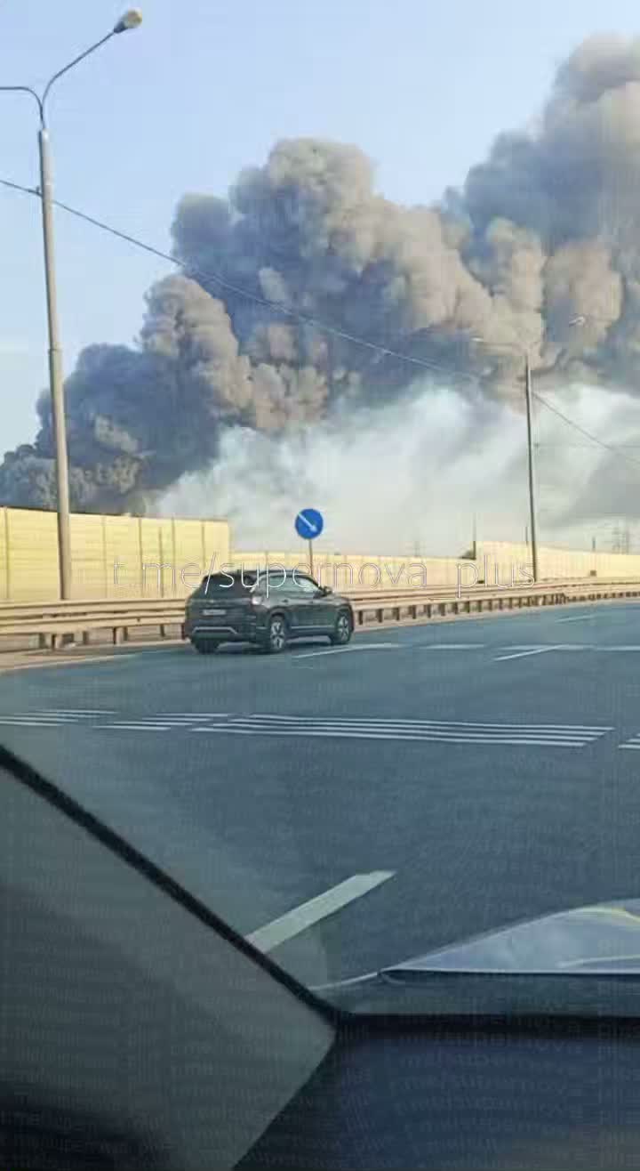 Fire at the warehouse in Koledino of Moscow region after drones strikes