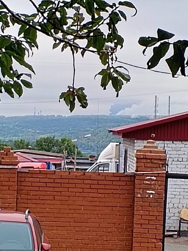 Des explosions et un incendie ont été signalés dans des entrepôts à Blagovechtchensk, en Bachkorostan.